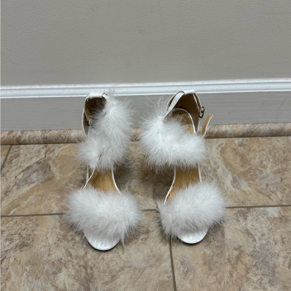 Cape Robbin White Fur Women's Heels
